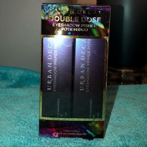 Urban Decay eyeshadow primer duo